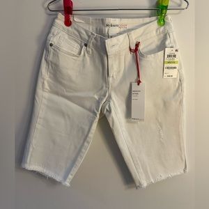 Style & Co Skinny Knee Short Mid Rise White Denim distressed shorts